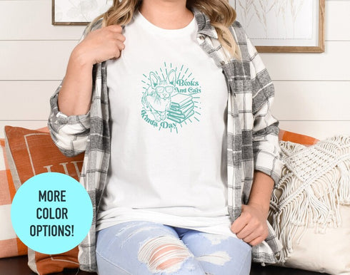 Books and Cats Kinda Day Shirt, Vintage Cat Shirt, Women's Cat Shirt, Birthday Gift Shirt, Cute Cats Shirt, Funny Kitten Shirt